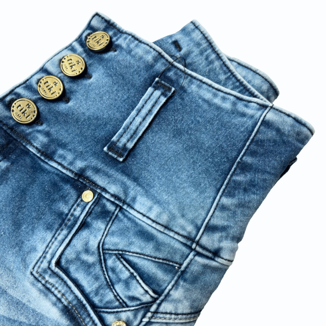 BUTT LIFTING CAPRI JEANS LIGHT BLUE TK400